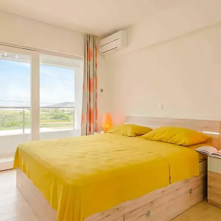 Villa Donji Seget Sleeps 6 Pool Air Con Wifi Trogir