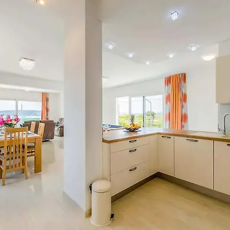 Donji Seget Sleeps 6 Pool Air Con Wifi 빌라 트로기르